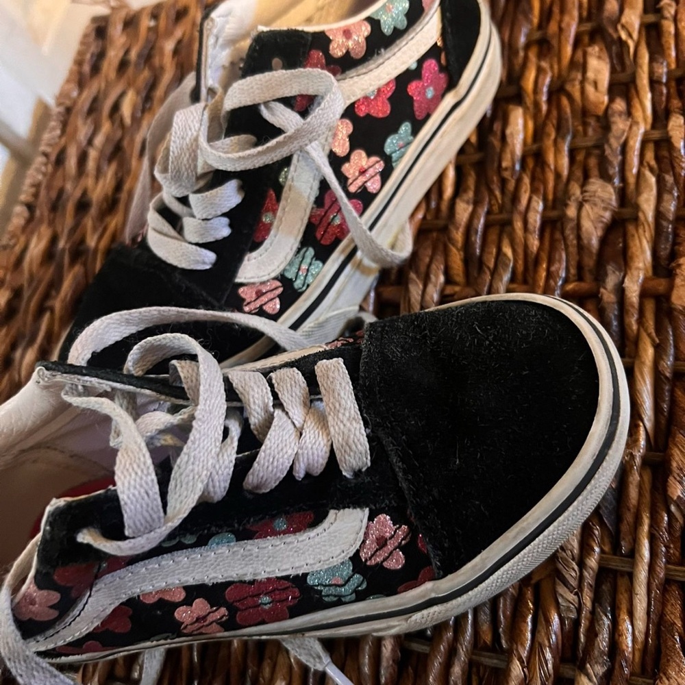 Girls Black Vans With Flowers Size 13y